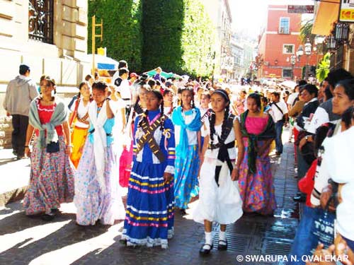 mexican-revolution-day-celebrations-in-guanajuato-6.jpg?w=500